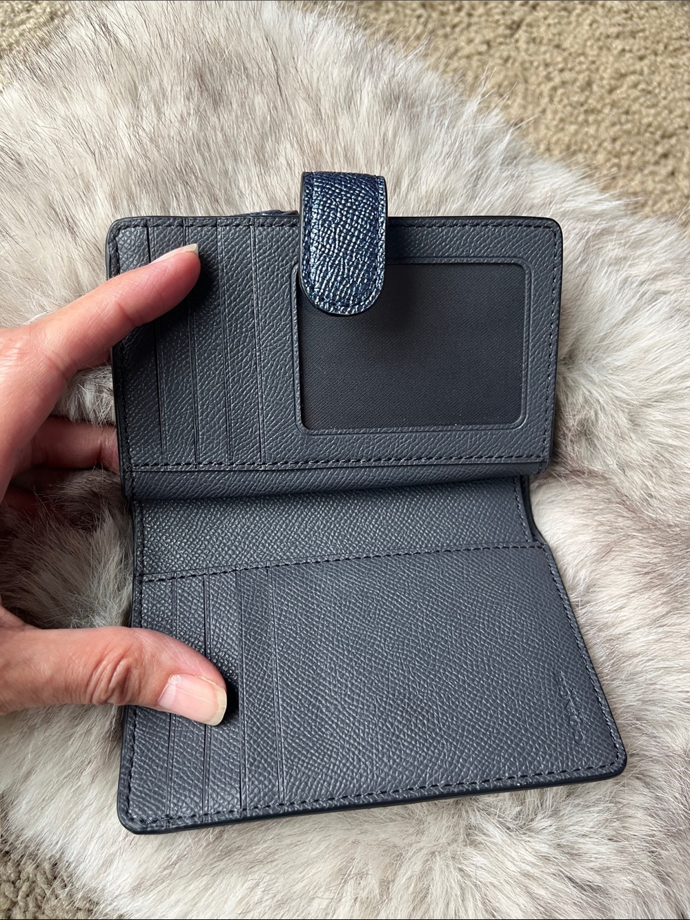 Coach Navy Blue Leather Bifold Medium Corner Zip Wallet - Picture 3 of 9